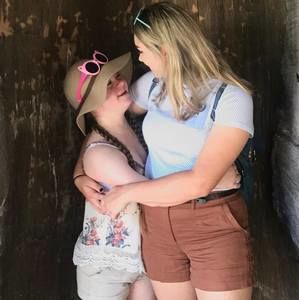 Meet your Posher, Sierra